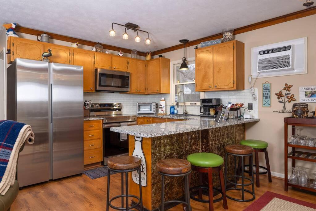 Waterfront Cabin 20 Mins To National Park & Massanutten! Stanardsville Exterior foto