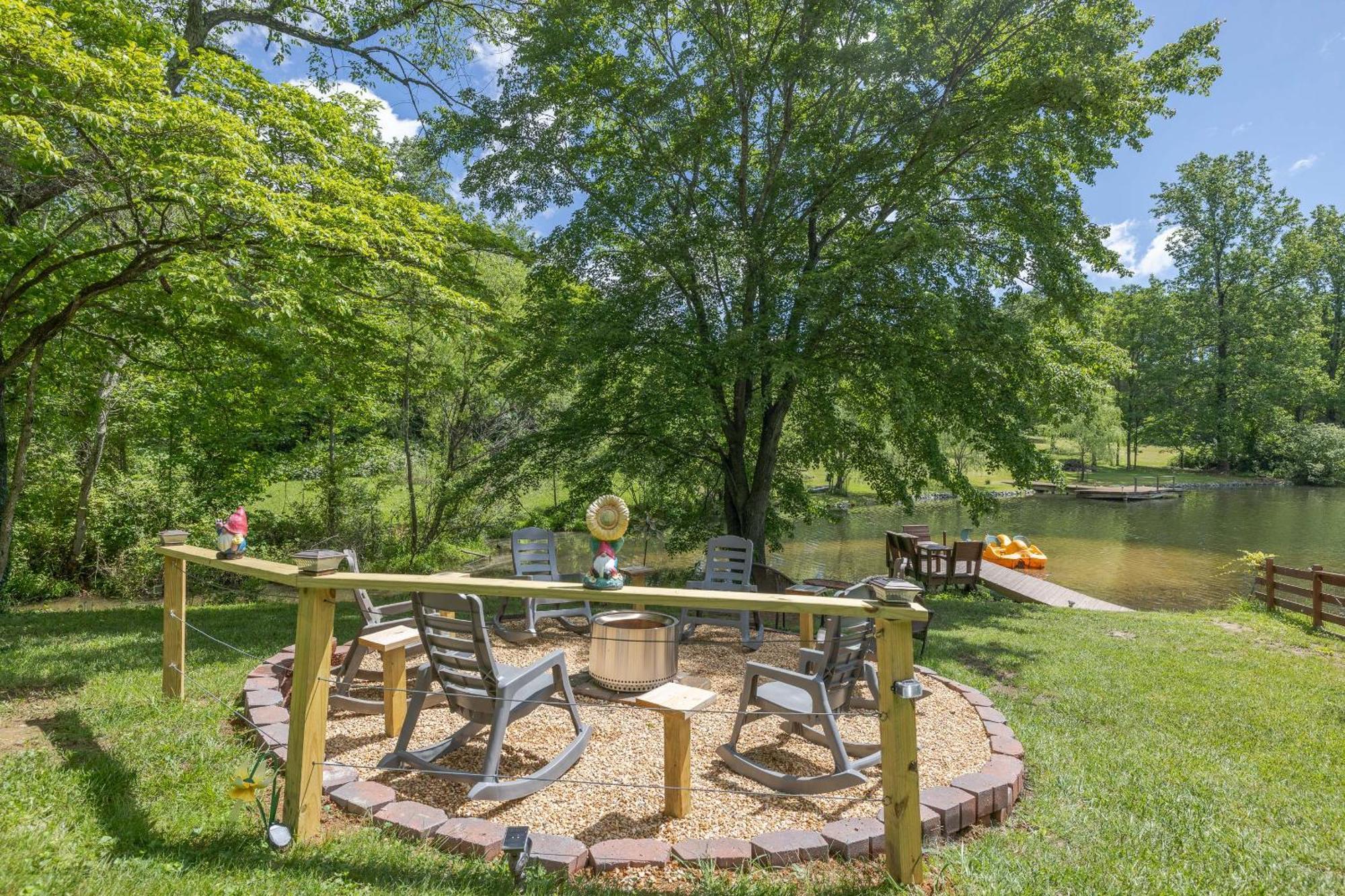 Waterfront Cabin 20 Mins To National Park & Massanutten! Stanardsville Exterior foto